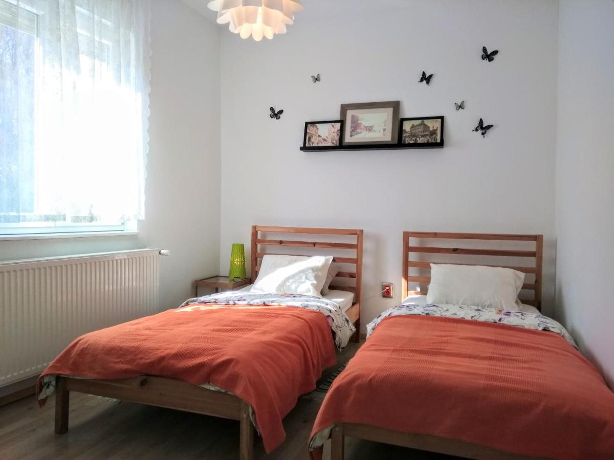 Two Flowers Apartments Zagreb Extérieur photo