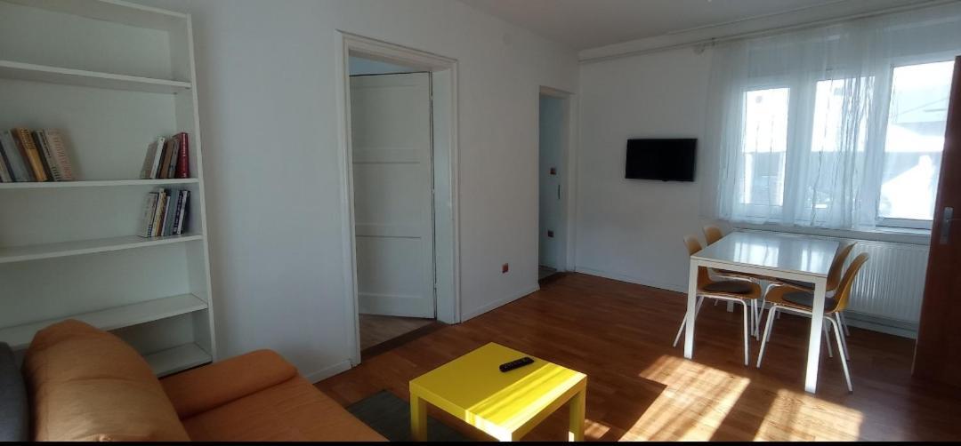 Two Flowers Apartments Zagreb Extérieur photo